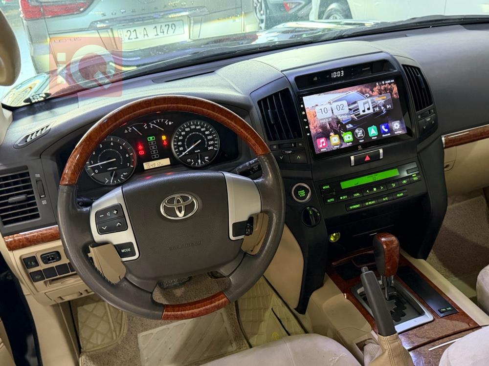 تويوتا لاندكروزر